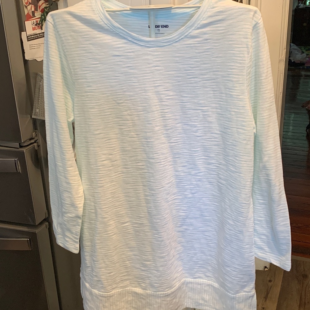Land’s End cotton blend 3/4 sleeve top. Worn maybe twice